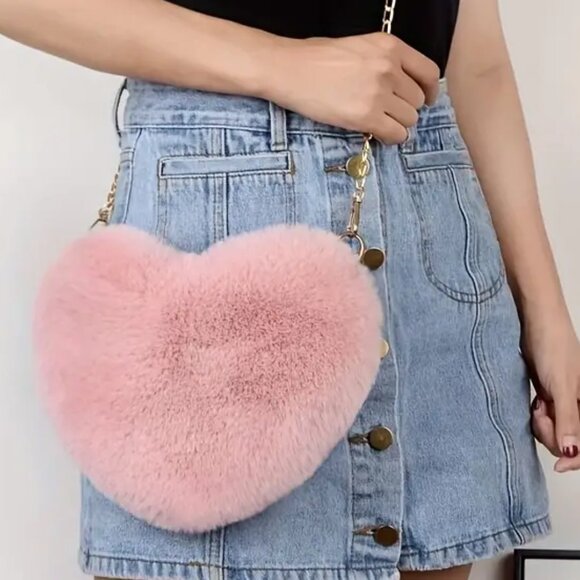 Handbags - Heart shaped plush bag‎